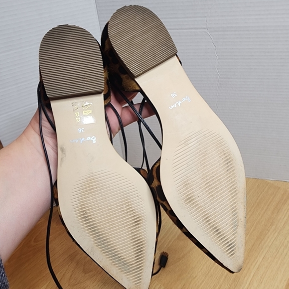 Boden Florence Leopard Lace Up Pointed Toe Flats Womens Size EU 38 - Picture 12 of 16